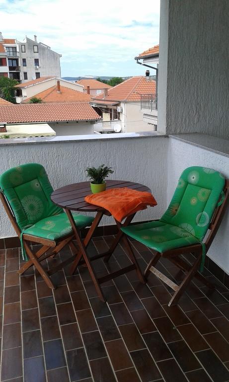 Apartments Davor Biograd Na Moru Quarto foto