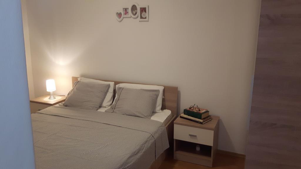 Apartments Davor Biograd Na Moru Exterior foto